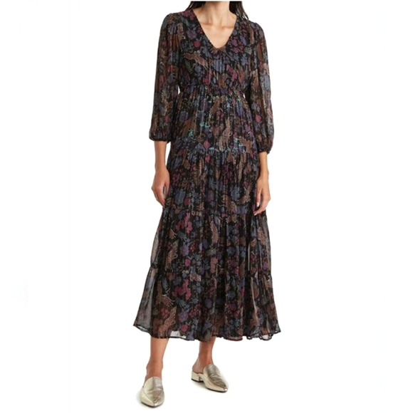 Angie V-neck Maxi Dress in Black - Picture 2 of 6